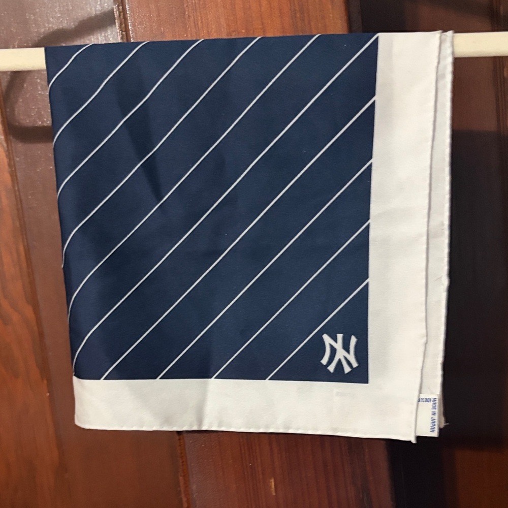 NY Yankees Navy and White Striped Handkerchief